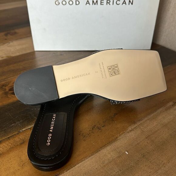 Good American Slide Sandal - Picture 4 of 6